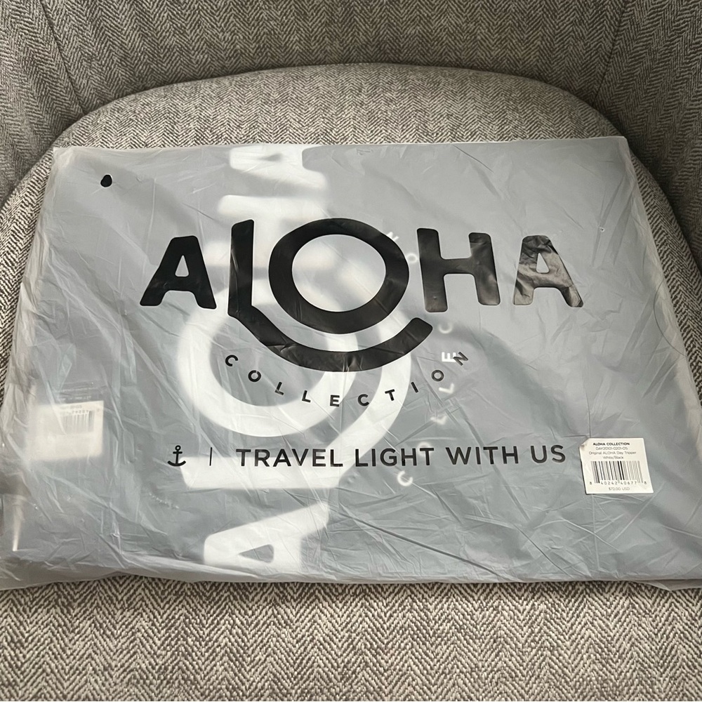 Aloha Collection Original Aloha Day Tripper